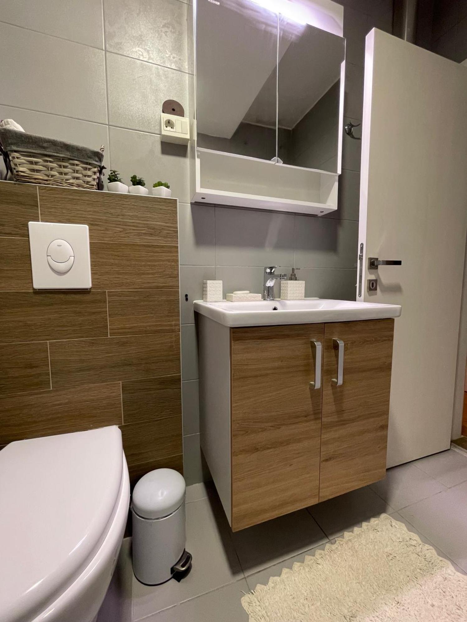 Ruby Luxury Central Apartment Üsküp Dış mekan fotoğraf